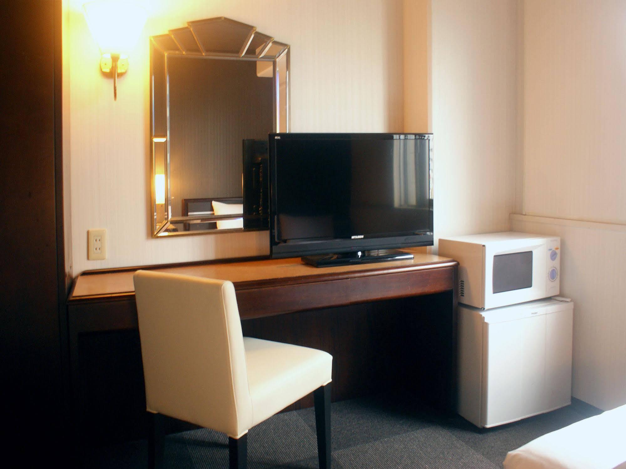 Hotel Livemax Budget Naha Exterior foto